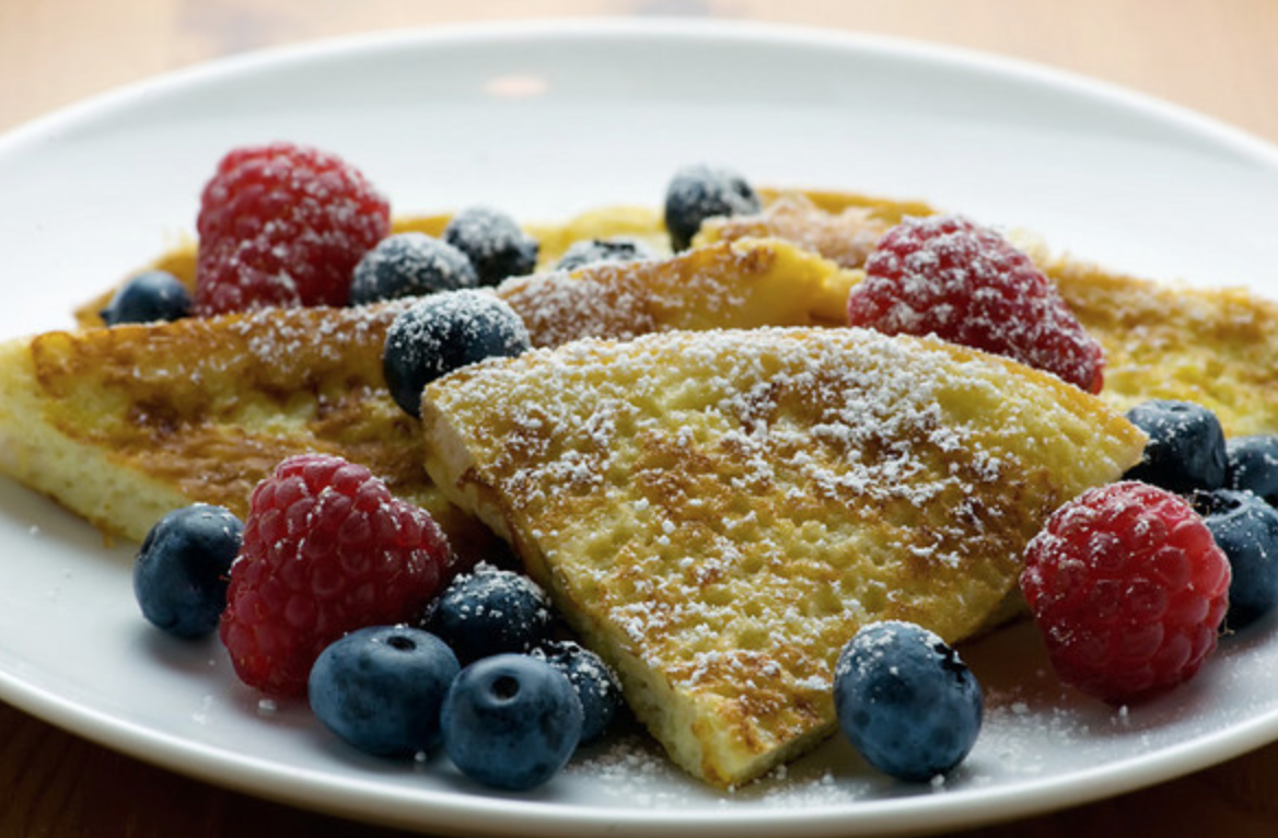 French Toast With Berries