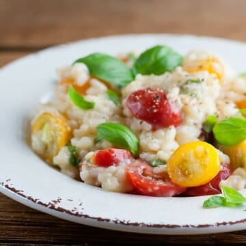 how to make risotto with tomato, basil and mozzarella