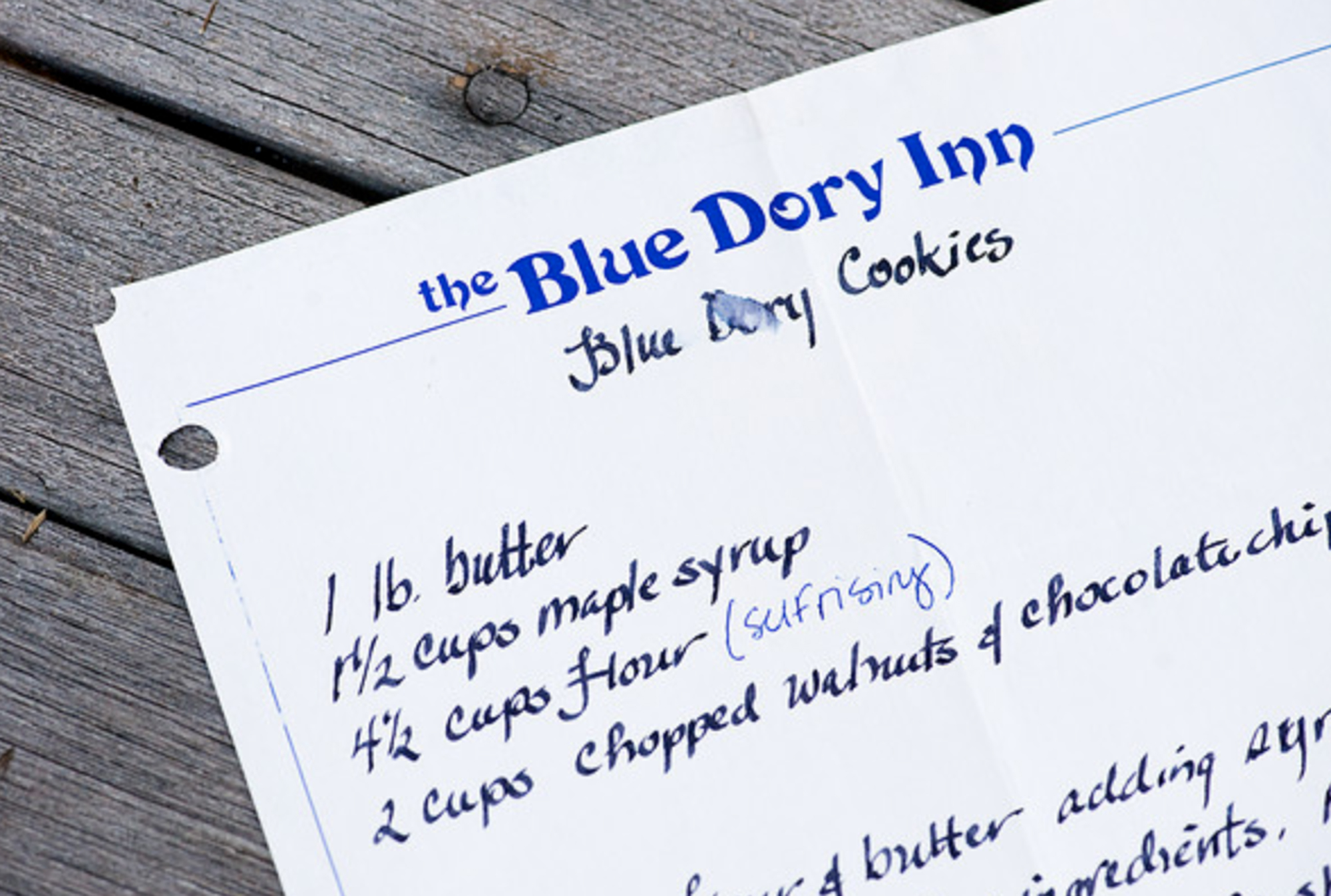 Blue dory inn cookie recipe handwritten on a piece of paper.