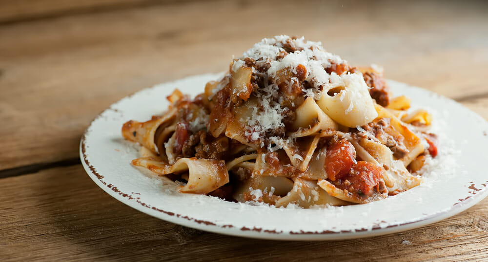 bolognese sauce in the slow cooker