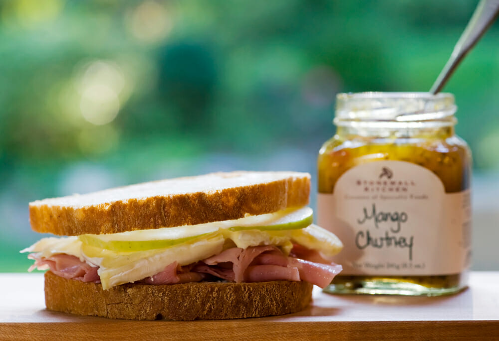 easy ham Brie and apple sandwich