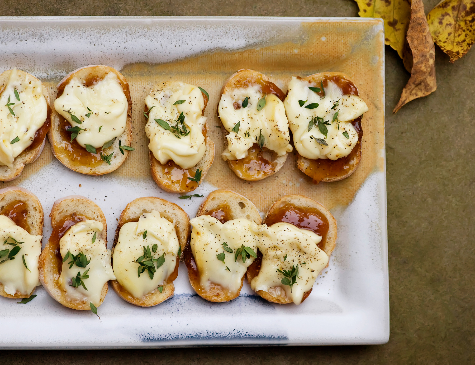 fig jam and cheese bites