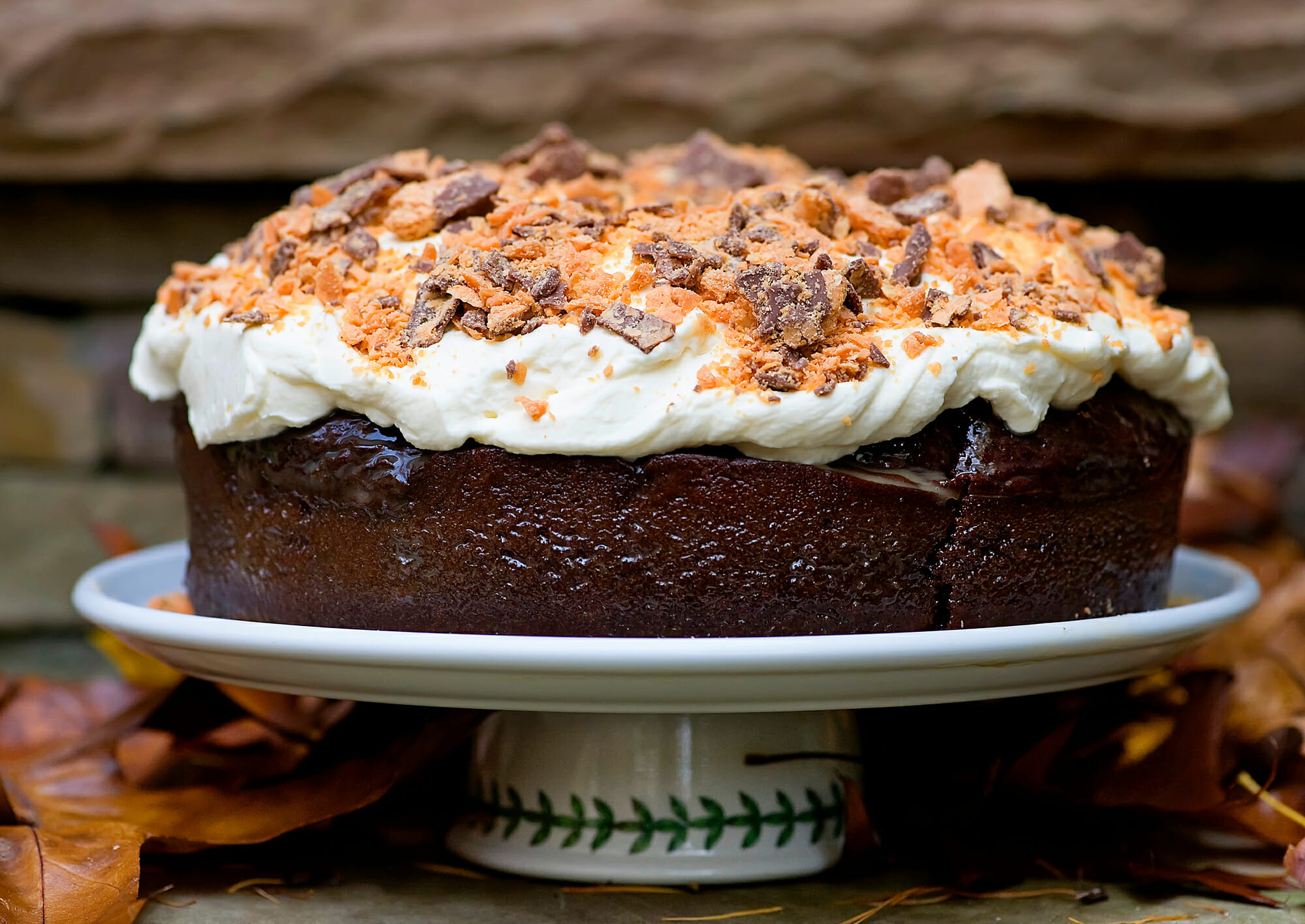 devils food butterfinger cake