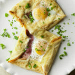ham and egg crepe squares