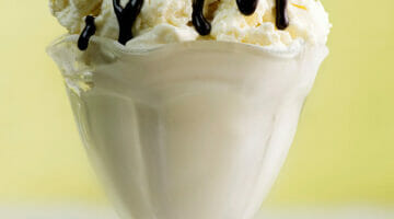 White Chocolate Vanilla Ice Cream...Without The Ice Cream Maker!