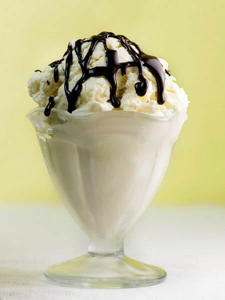 White Chocolate Vanilla Ice Cream...Without The Ice Cream Maker!