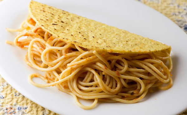 plain spaghetti tacos