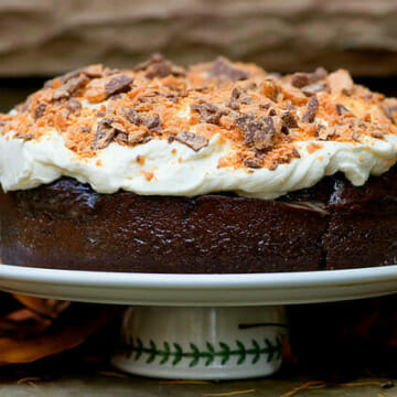 devils food butterfinger cake