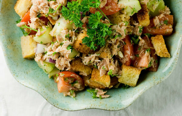 how to make tuna panzanella salad