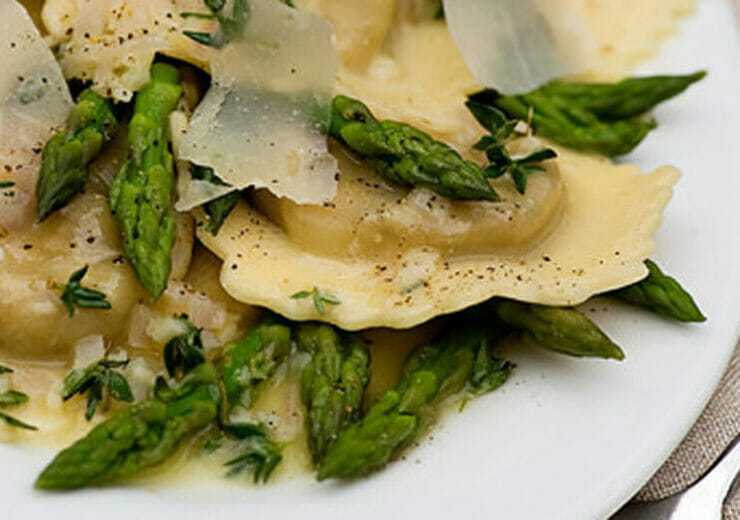 ravioli with white wine butter sauce