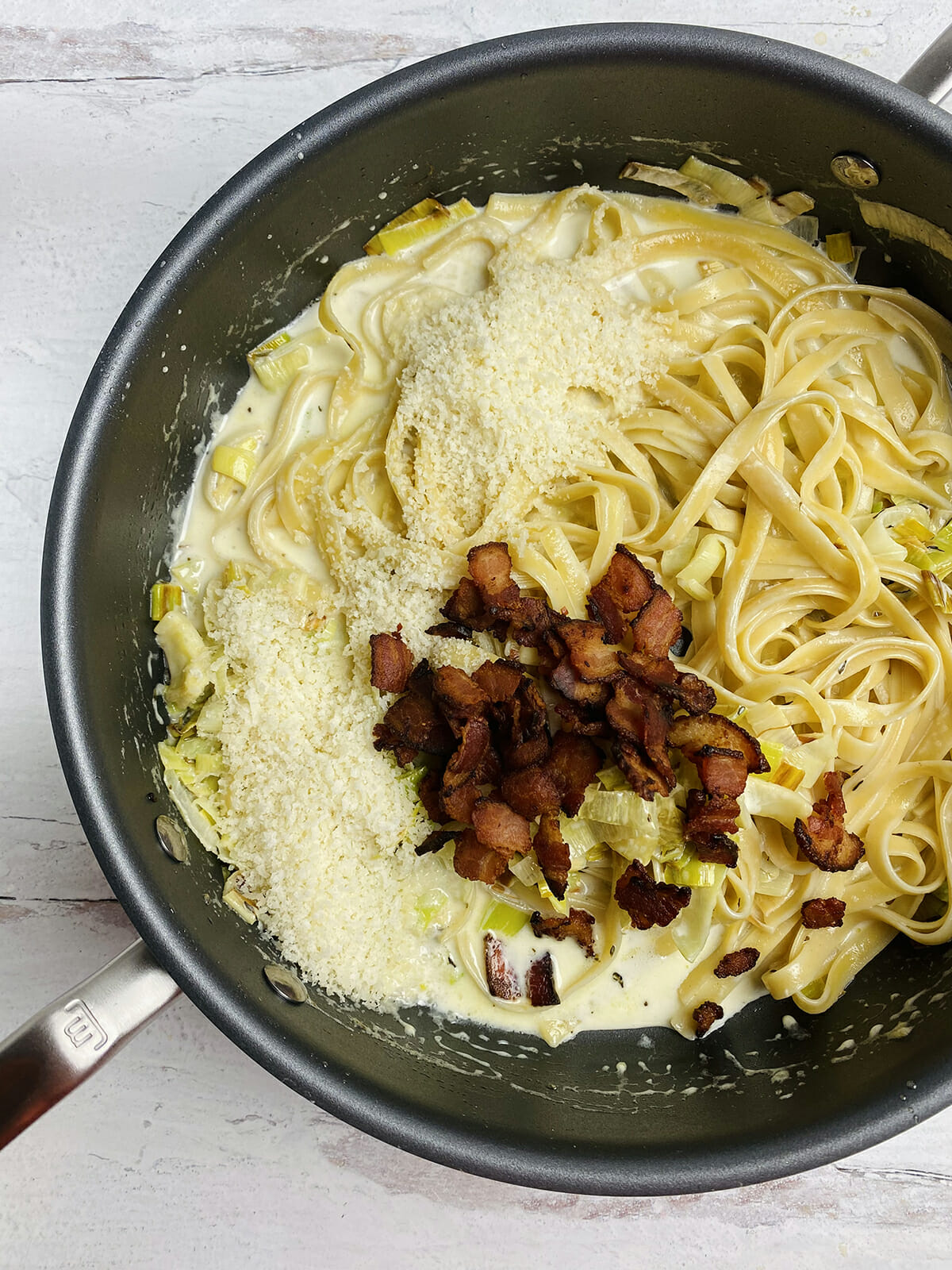 pasta with leeks and bacon step 2