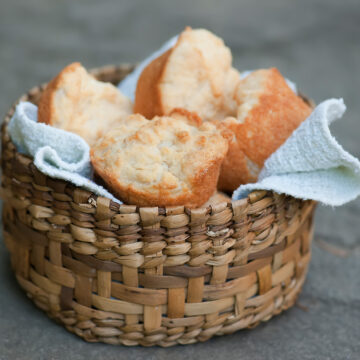 Butter biscuits in a basket.