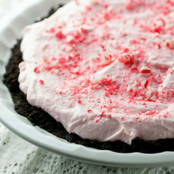 Peppermint Oreo Chiffon Pie on a table.