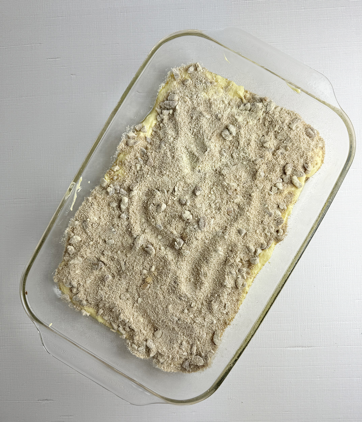 Brown sugar layer of honeybun cake.