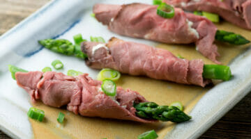 horseradish asparagus roast beef roll-ups