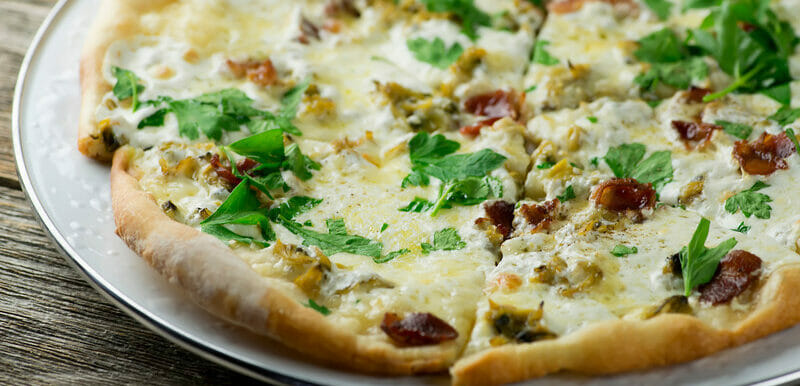 bacon and clam pizza