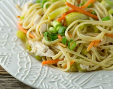 chicken noodle salad