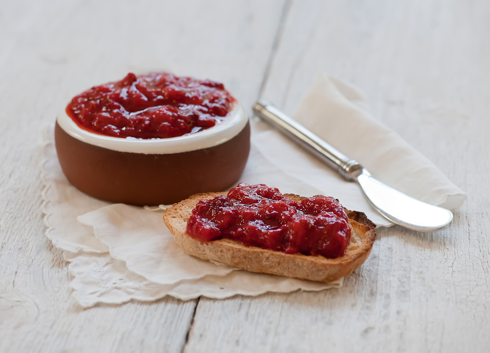 how to make strawberry jam