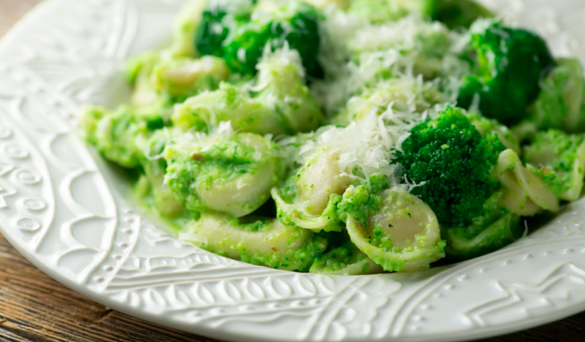 pasta with broccoli pesto
