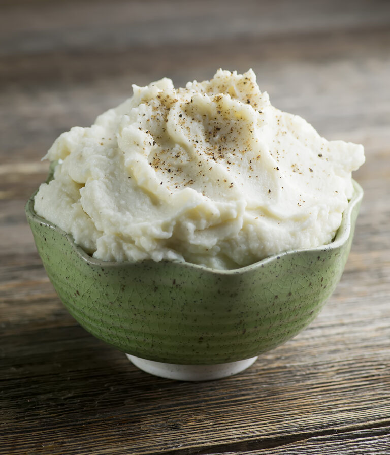 Whipped cauliflower in a bowl.