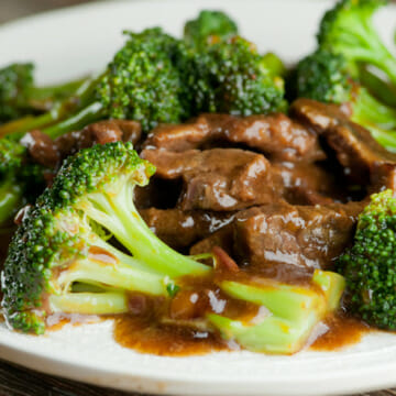 slow cooker beef with brocolli