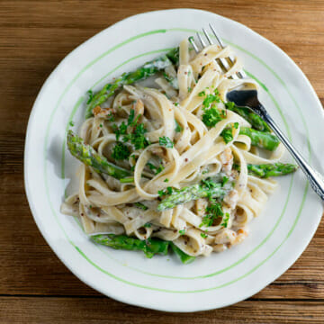 Goat cheese pasta on a plate.