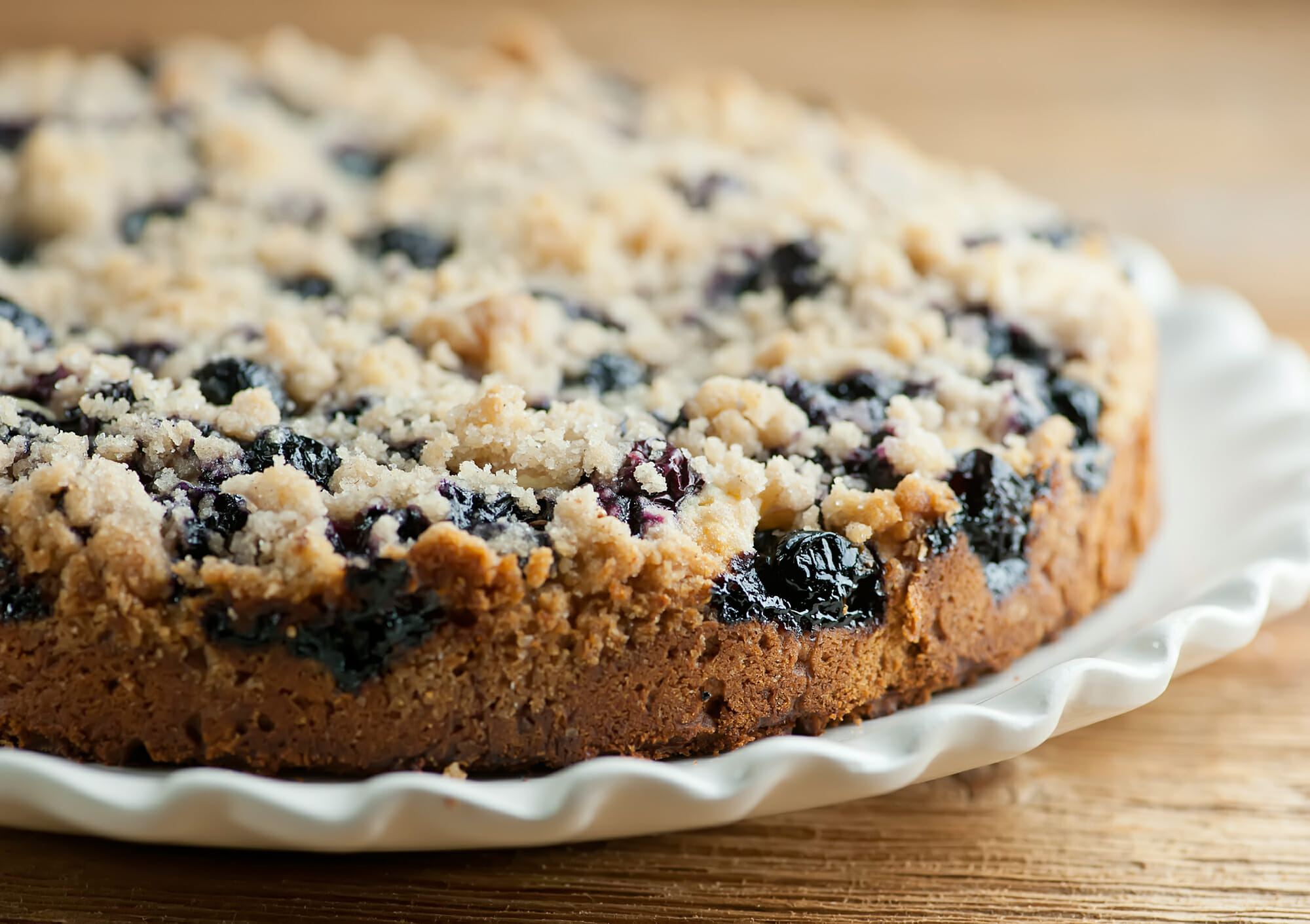 blueberry crumble cake