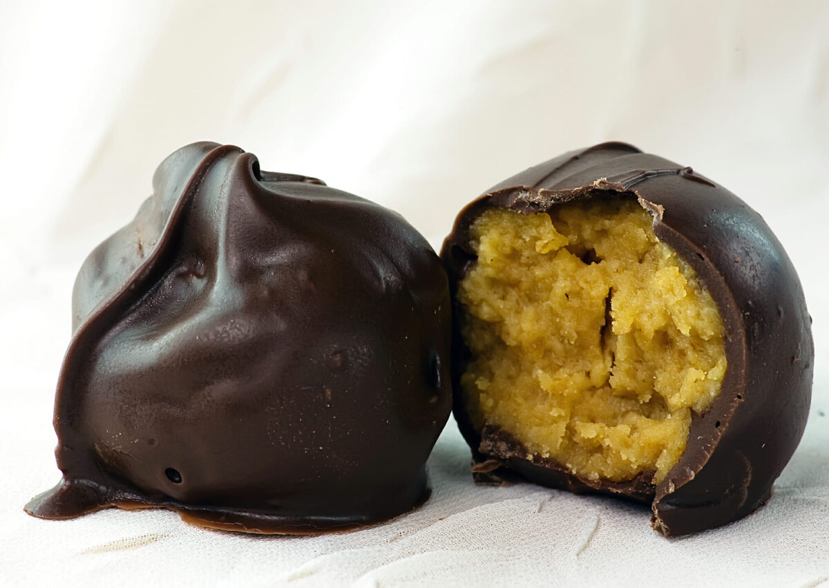 Three ingredient cookie truffles.