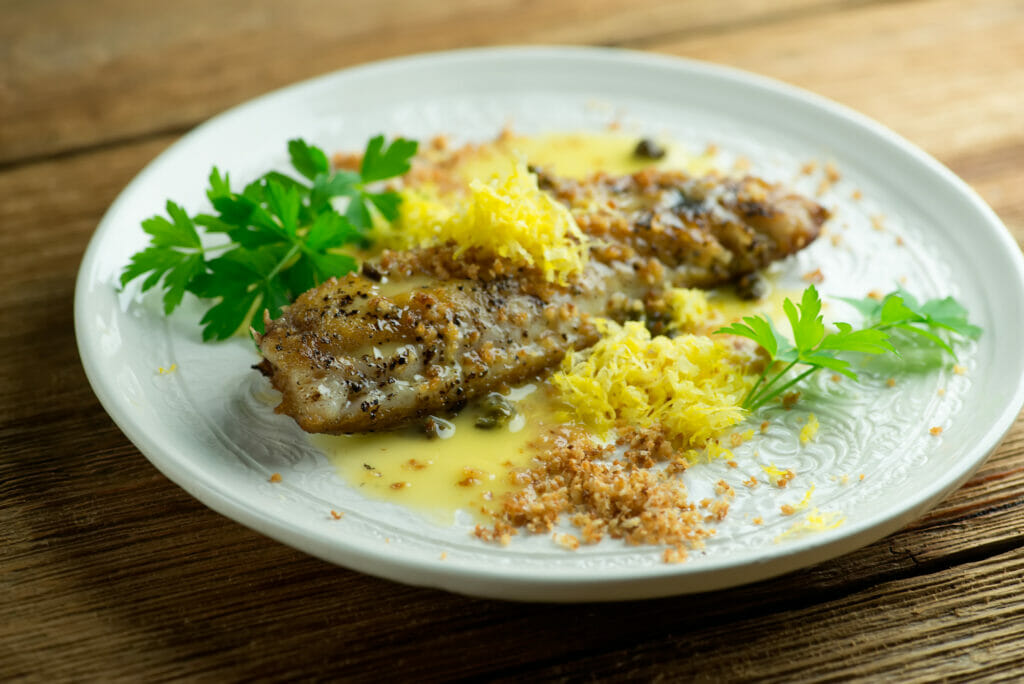 Pan Seared Red Snapper with Lemon Butter Sauce