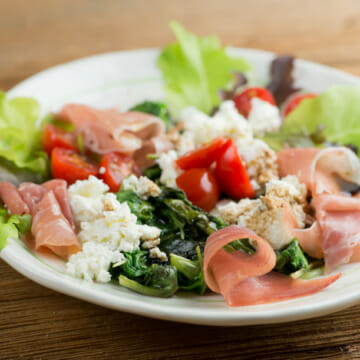 easy baby greens salad