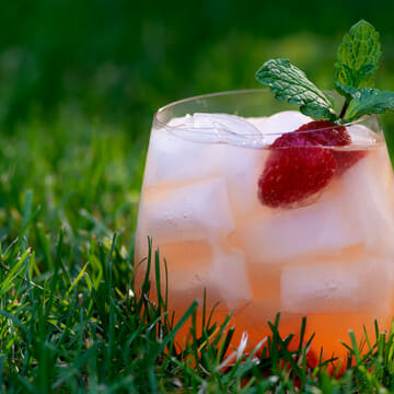 easy orange raspberry sangria