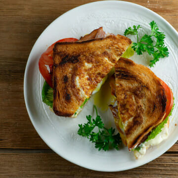 Egg In A Hole BLT Sandwiches