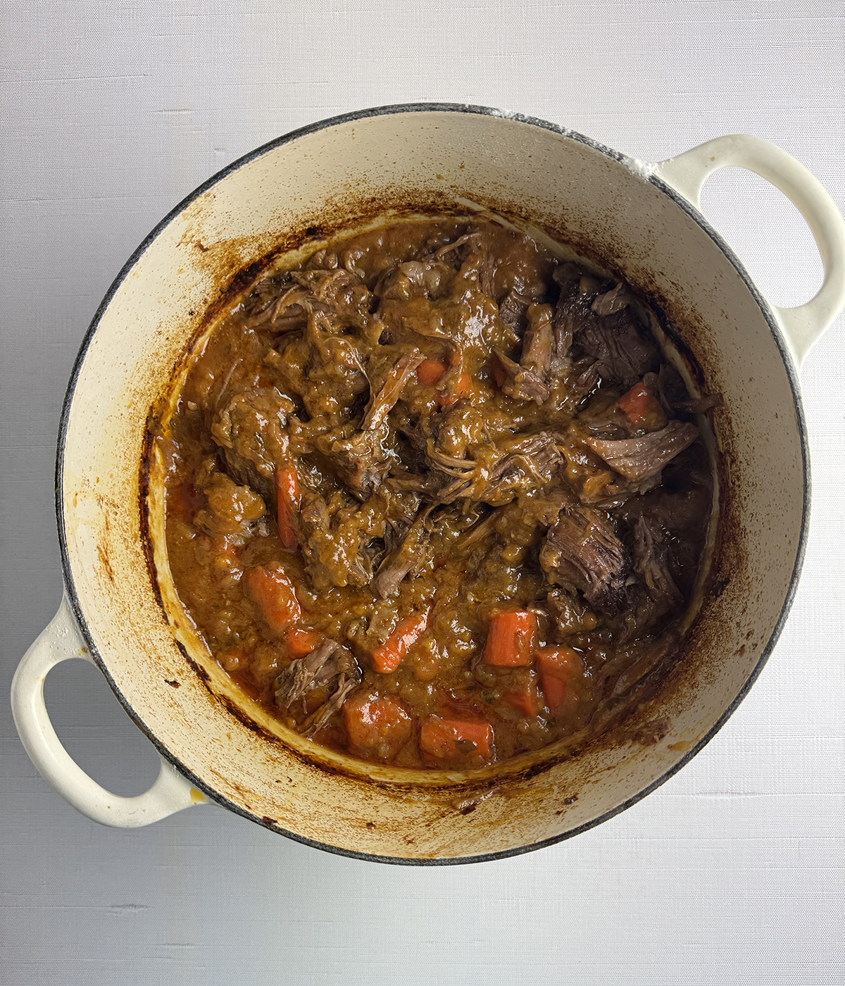 Cooked pot roast iin a Dutch Oven