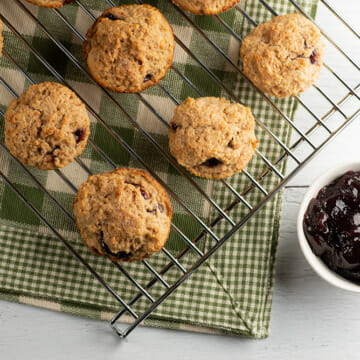 Cinnamon Raspberry Muffins