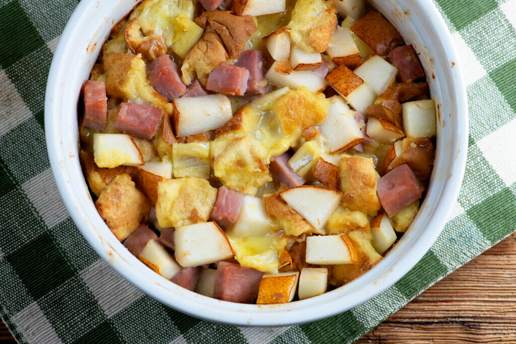 Ham Brie and Pear casserole