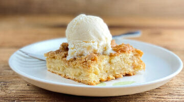 easy cream cheese coffee cake