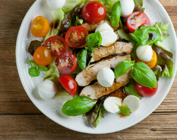 easy chicken caprese salad