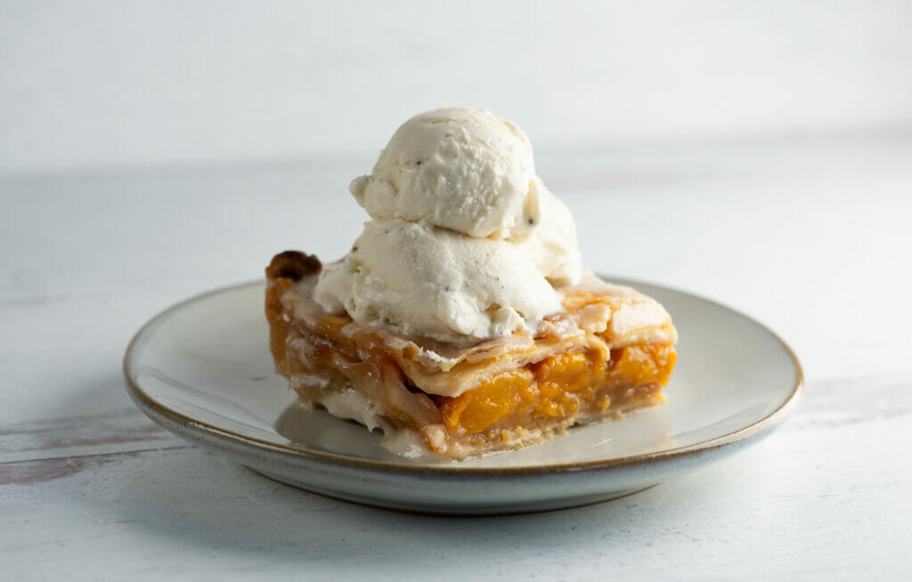 peach slab pie