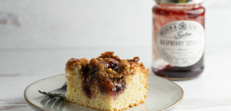 Jam cake