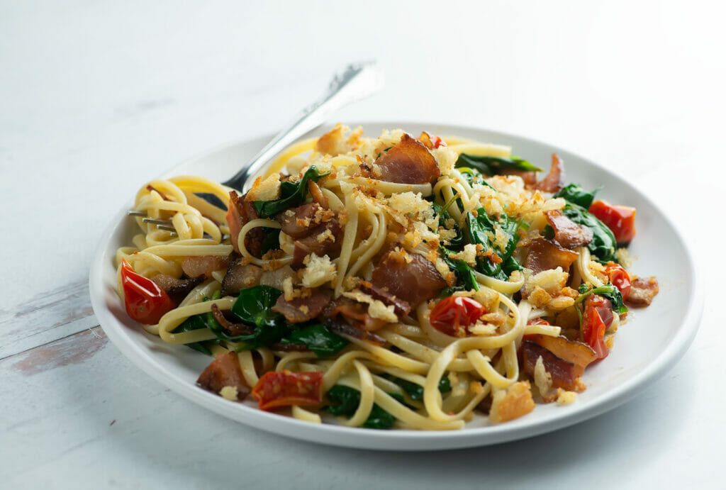 Bacon Lettuce and Tomato Pasta recipe