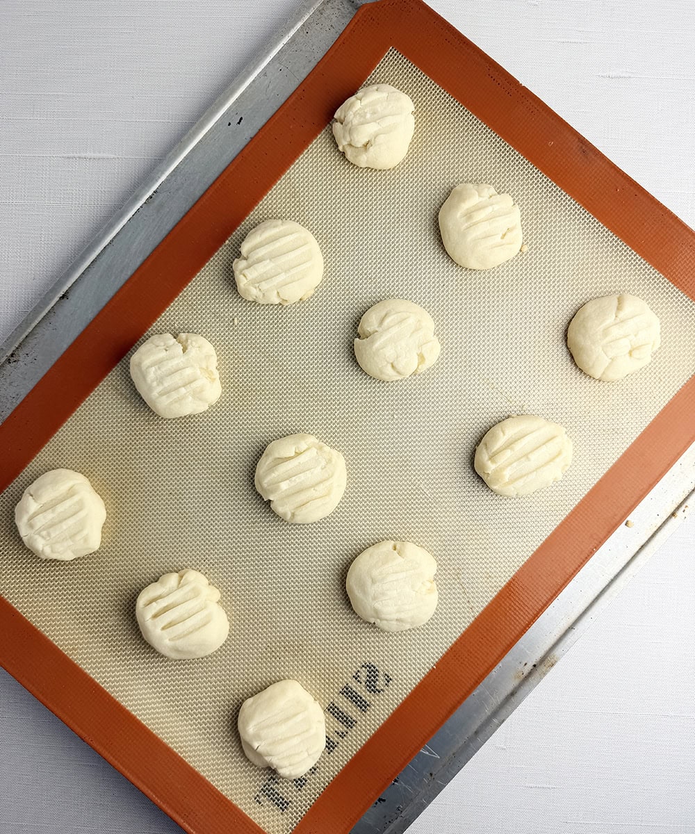 Melting Moments cookies ready for the oven.