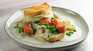 slow cooker chicken with biscuits