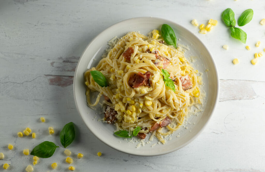 easy corn pasta carbonara