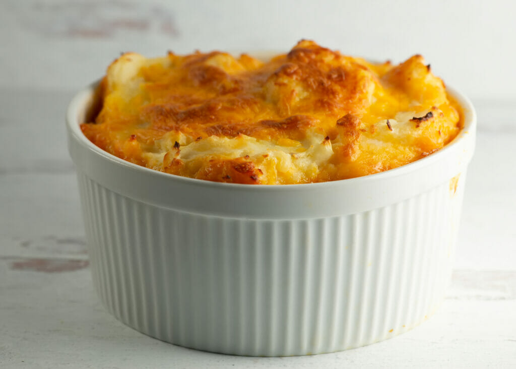 cheesy cheddar cottage pie