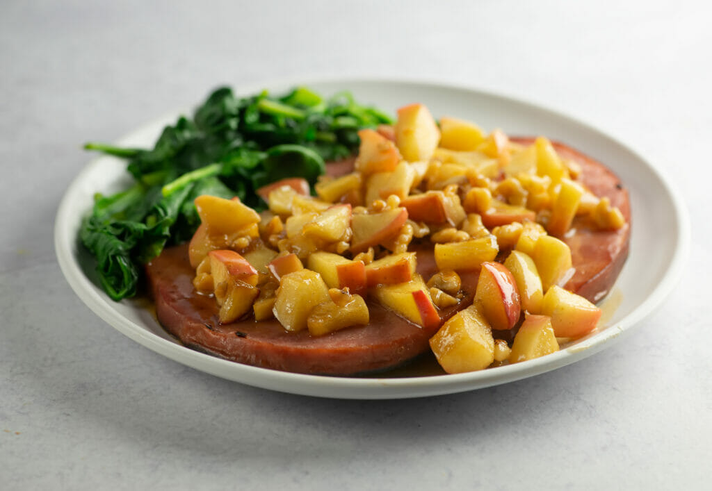 Ham with apple walnut sauce