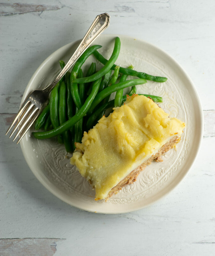 frosted meatloaf with green beans