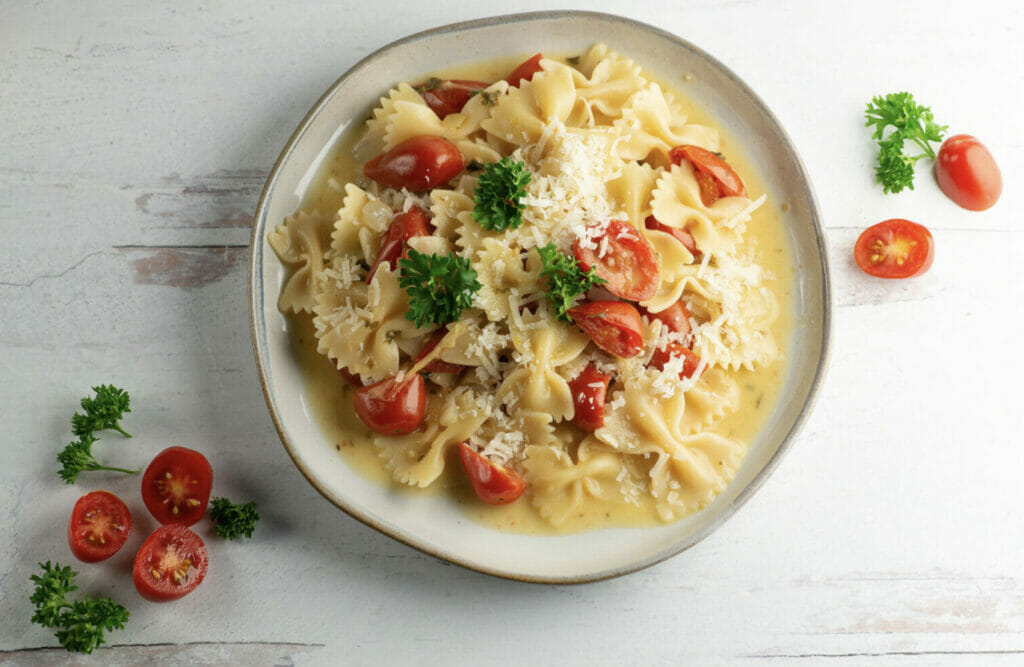 one pot tomato parmesan pasta
