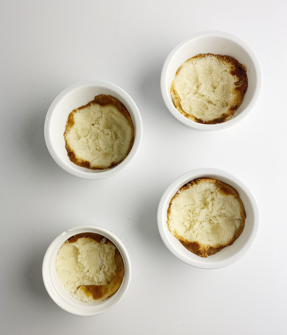 Ramekins lined with pound cake.