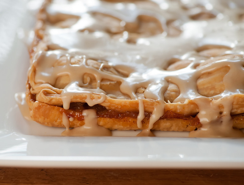 Apple Slab Pie on a plate.