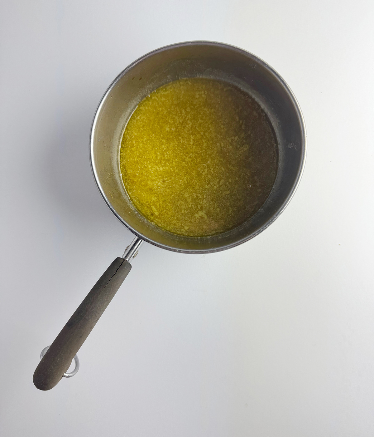 Honey mixture in a pot.